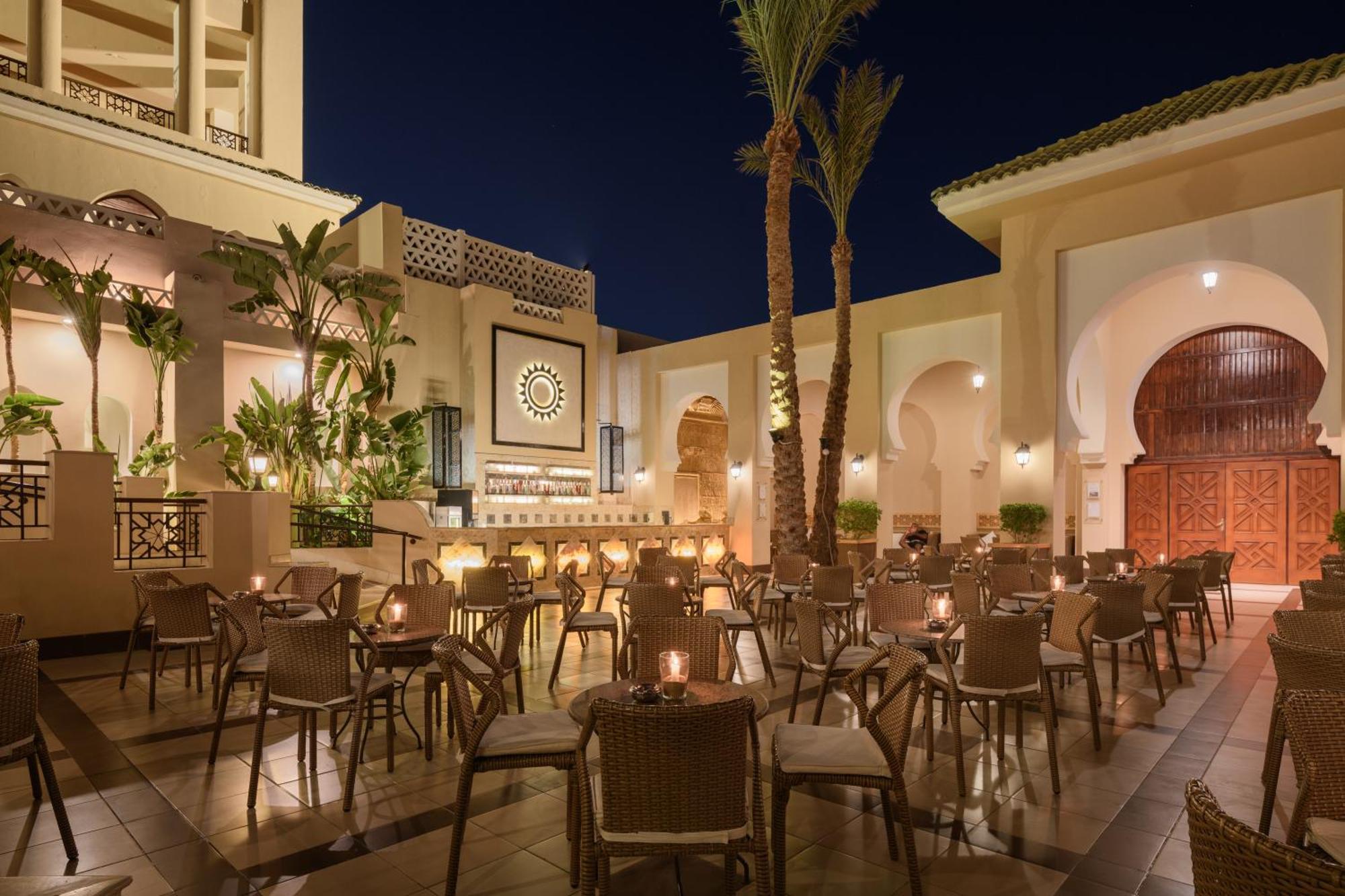 Iberotel Redsina Шарм-еш-Шейх Екстер'єр фото The hotel's courtyard