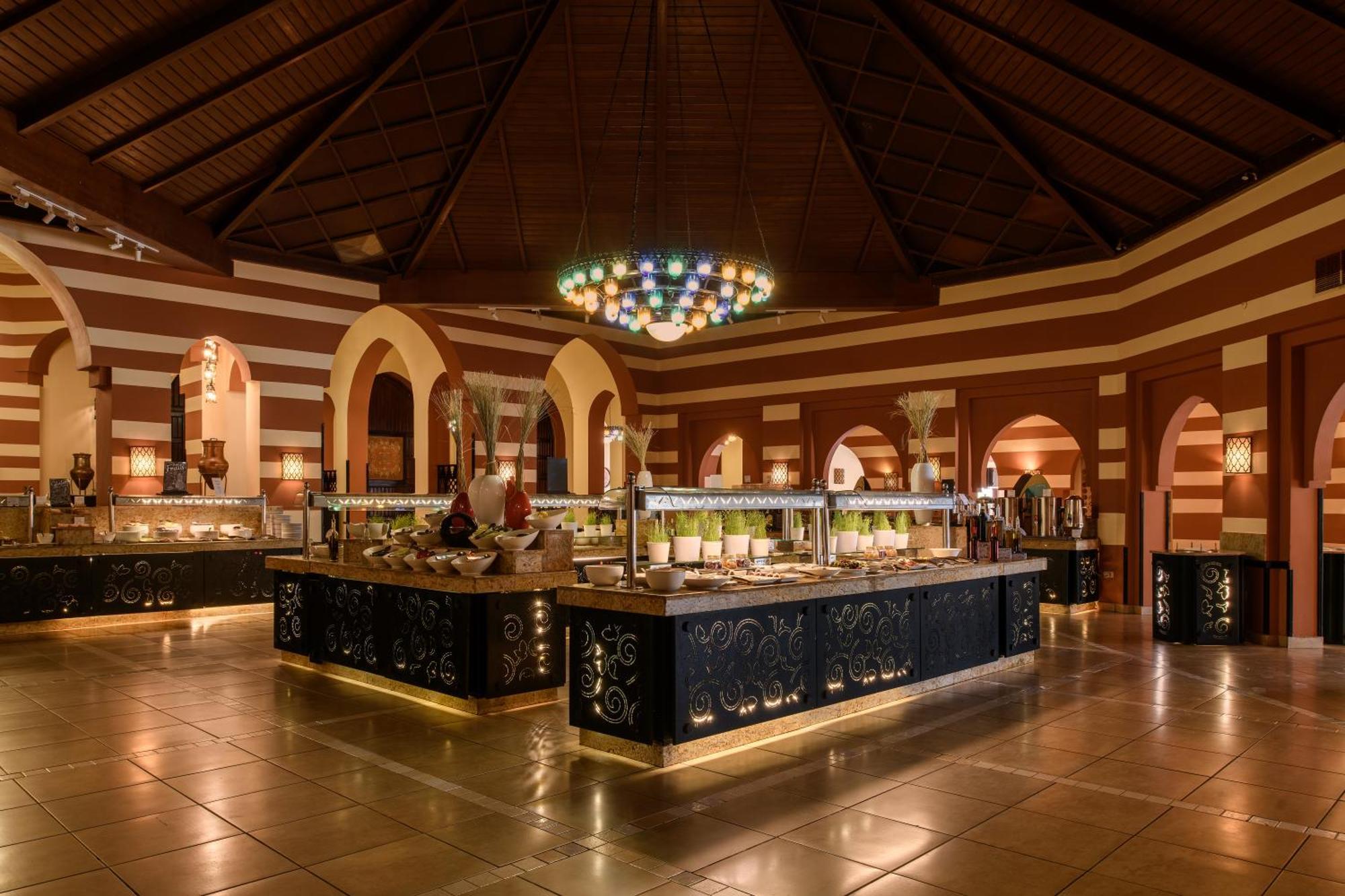 Iberotel Redsina Шарм-еш-Шейх Екстер'єр фото The buffet at the Grand Hyatt Hotel, Amman, Jordan